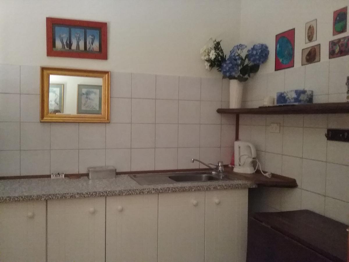 Sonja'S Bed And Breakfast Лайтнинг Ридж Екстериор снимка